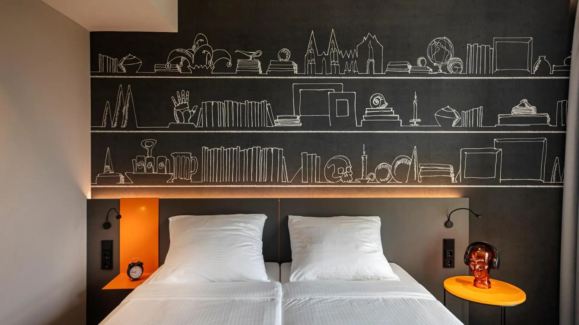 Loginn Hotel Koeln Airport  Cologne