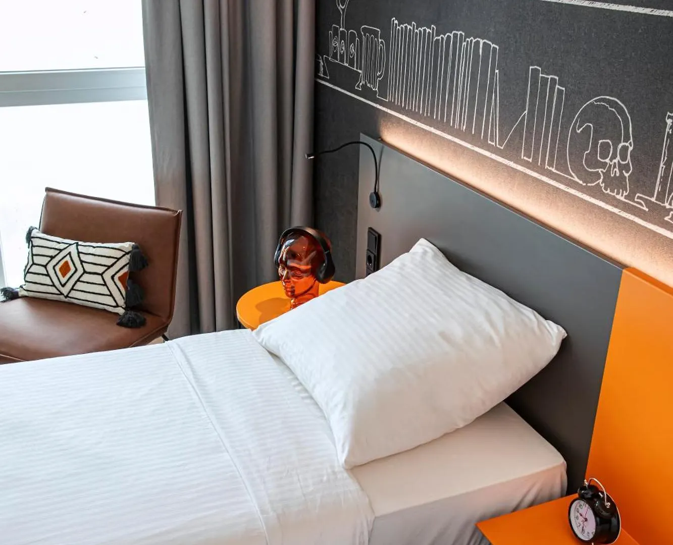 Loginn Hotel Koeln Airport ドイツ