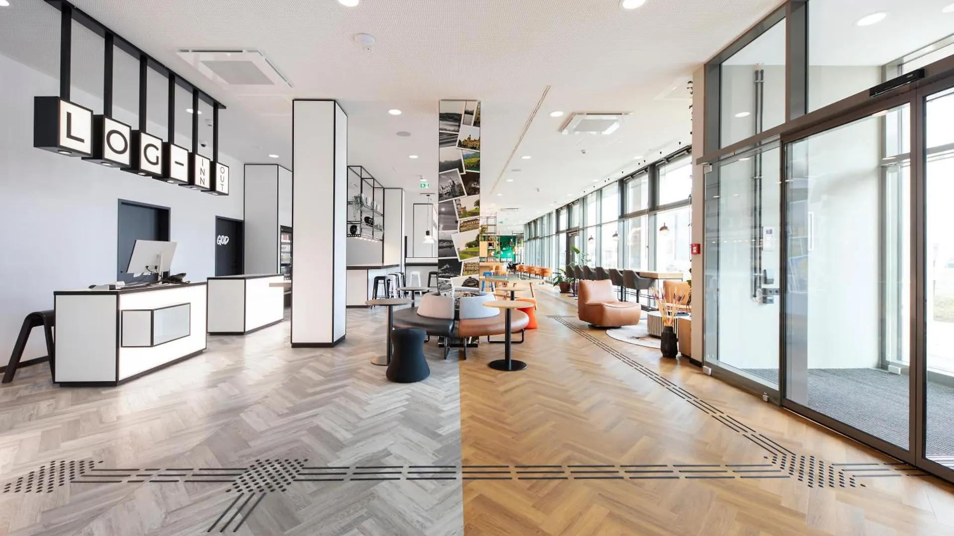 Loginn Hotel Koeln Airport  ケルン